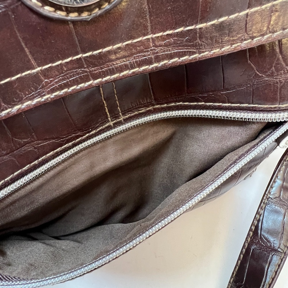 Relic Brown Crossbody Faux Leather Purse Crocodile Style Zip Closure - Picture 7 of 16